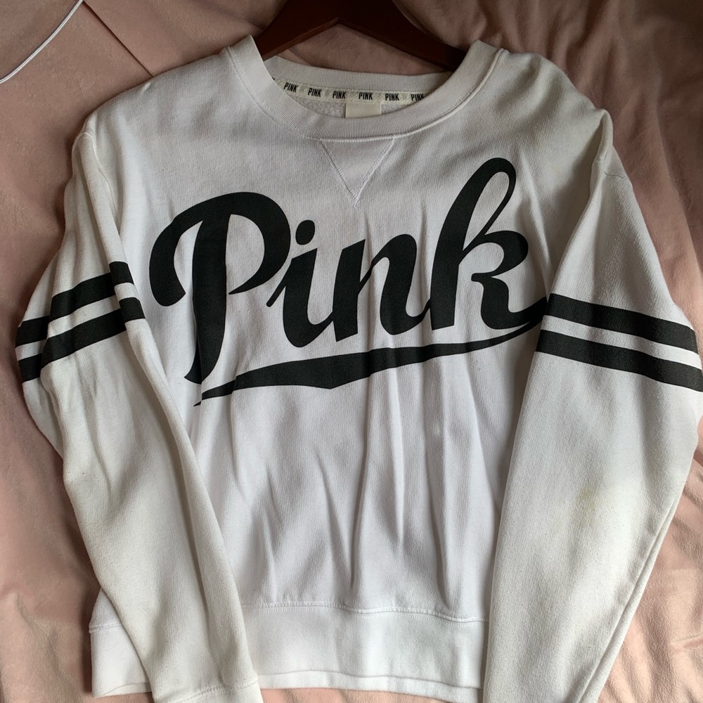Vs pink crew neck